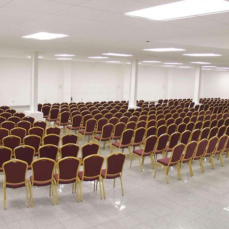 Radisson Hotel & Convention Center Толука Екстер'єр фото